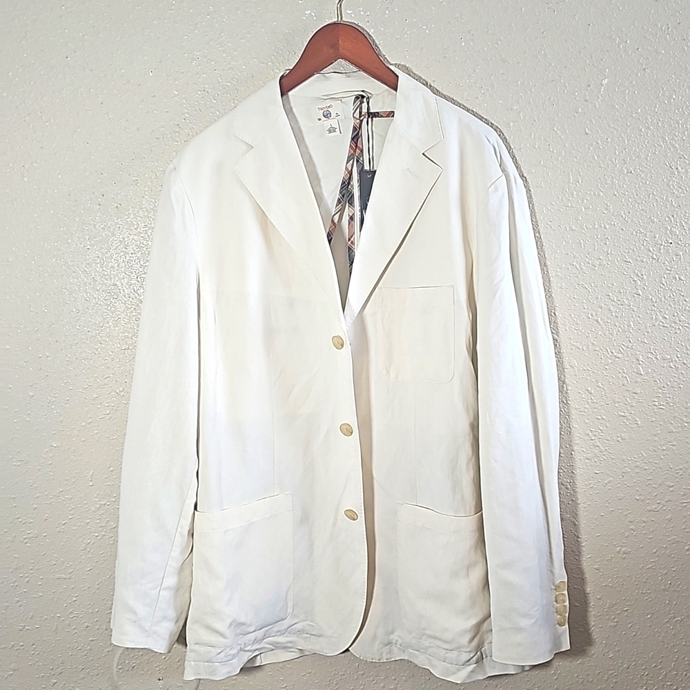Trevero Linen and Silk Blazer.